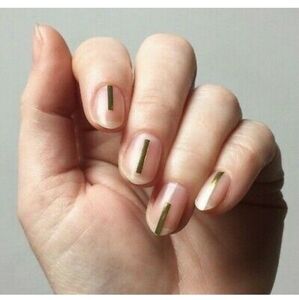 Jamberry Straight up Gold Nail Art Strips
